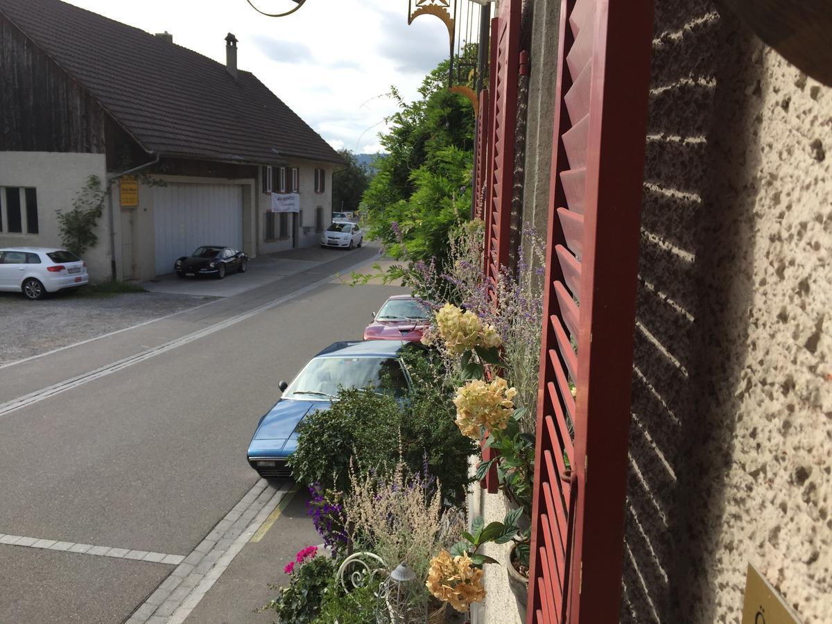 Gasthof Zum Baeren Birmenstorf Gmbh Exterior photo